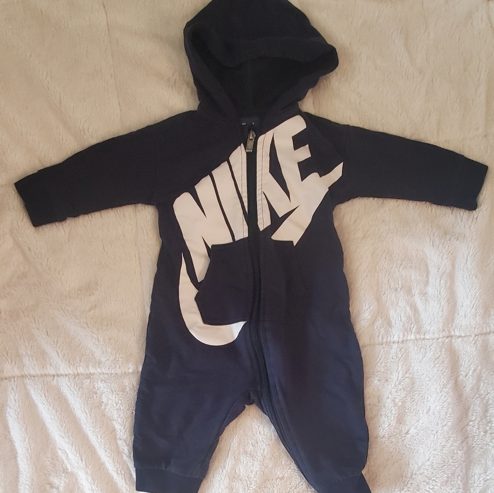 Nike onesie outfit